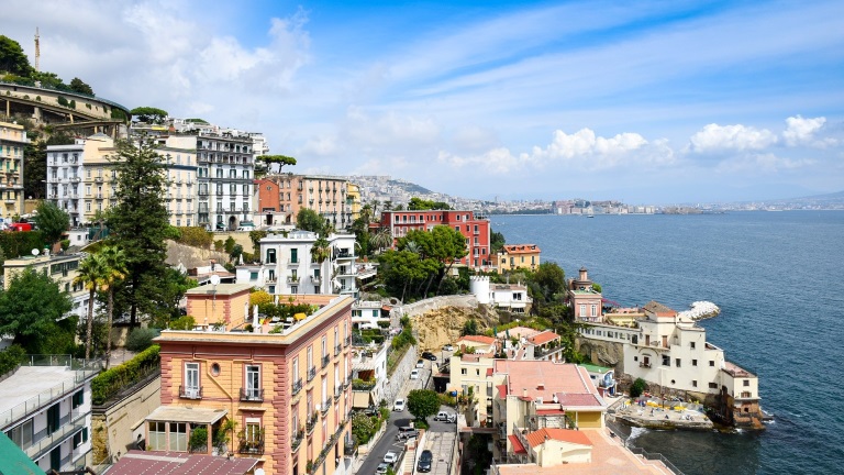 חופשה בנאפולי העיר השלישית בגודלה באיטליה