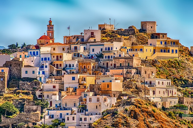 عطلات مناسبة ورخيصة الى اليونان